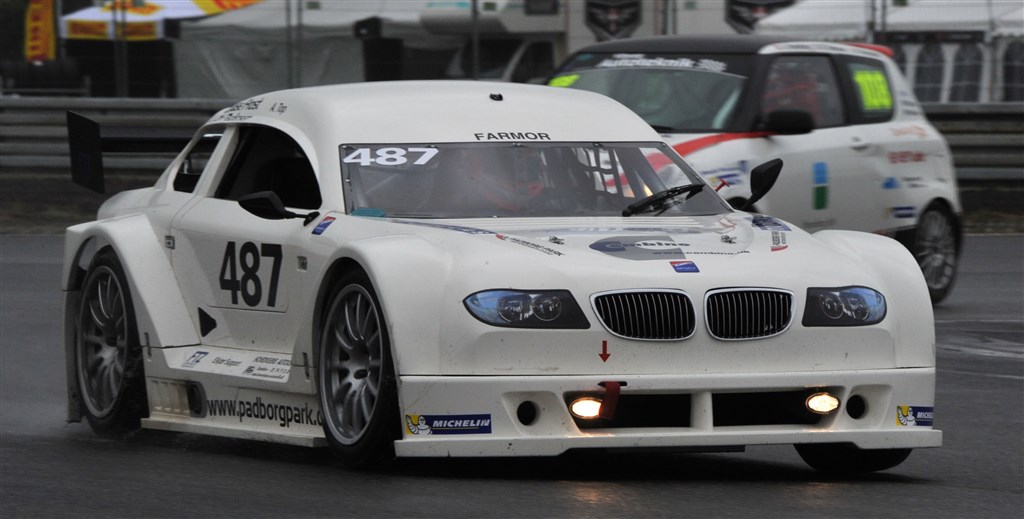 Grøn baggrund bh Terapi Motorsporten.dk - Danish Endurance Championship - Nu skal årets  langdistancemestre findes